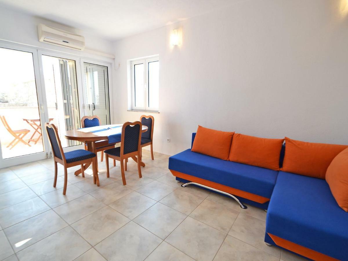 Apartment Golub-2 By Interhome Cesarica Bagian luar foto
